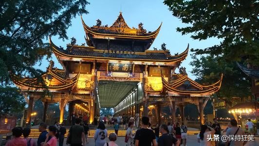 四川十大著名旅游景点 四川有名的旅游胜地 四川最有名的景区