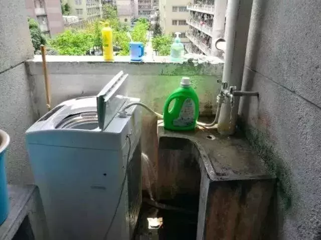 广东最坑爹vs最壕的大学宿舍！你们感受一下，这区别扎心了