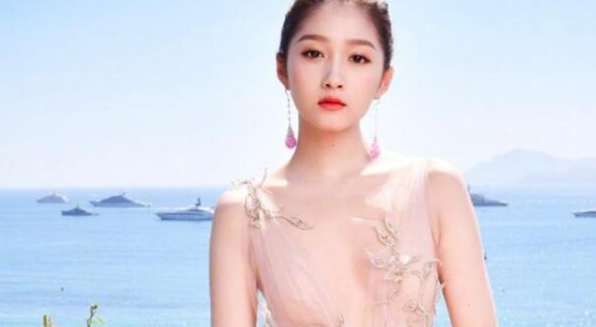 关晓彤高考成绩（关晓彤）