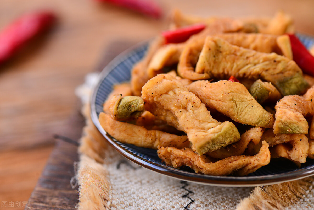 腌萝卜干时，记住“1腌2晾”，萝卜干清脆好吃，美味易保存