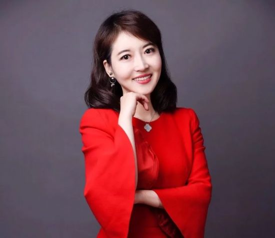 美国常春藤名校毕业，她从新东方老师