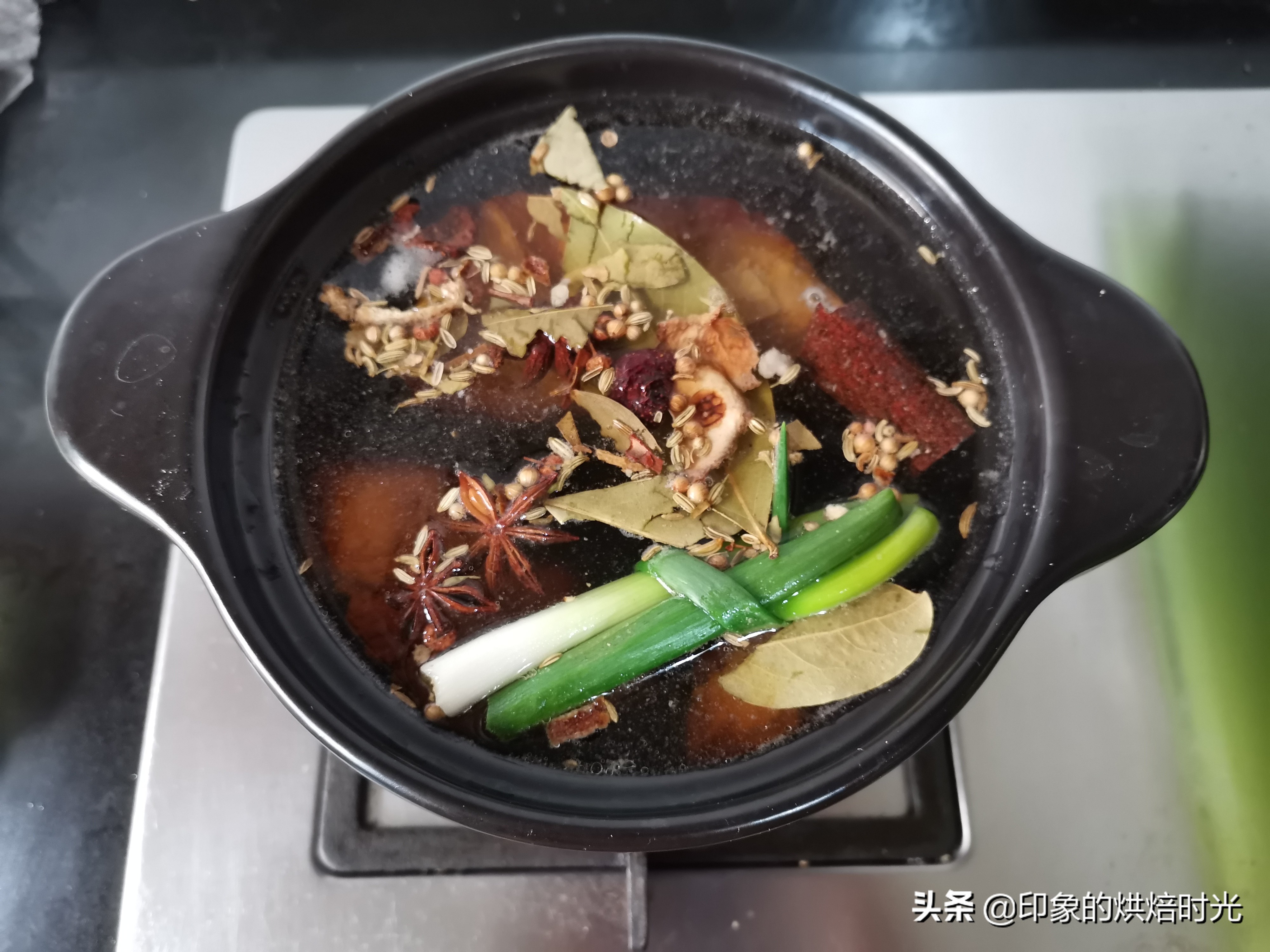 零失败配方，教你做过年餐桌上必备的家常卤牛肉，简单入味，好吃