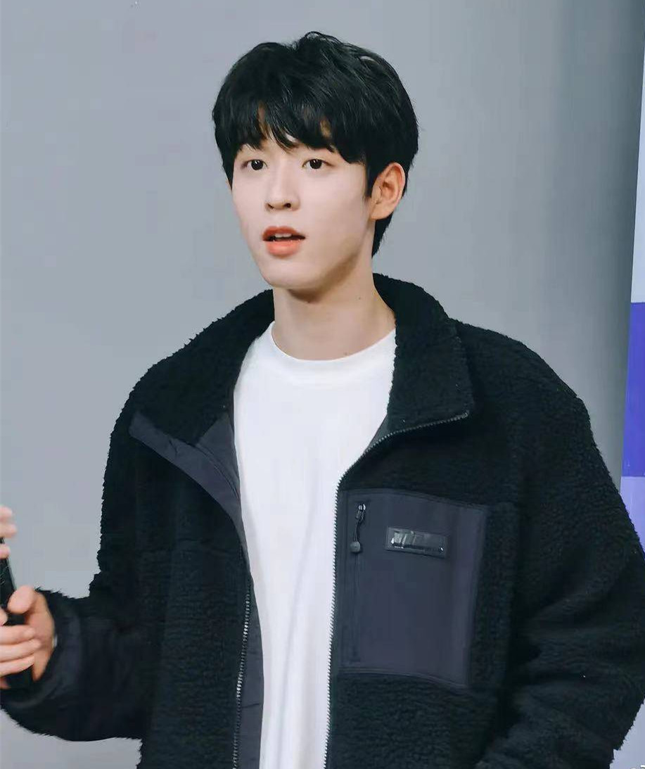 青3创4潜力股预览！翻版宋威龙浓颜出圈，这颜值能火成顶流吗？