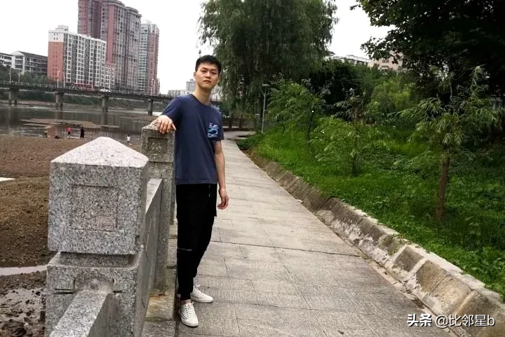 “牛寝”，这个学校的4个帅小伙全部考上研究生