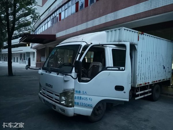 开轻卡跑城配运输行情怎么样？卡车司机：有货都不一定能挣钱