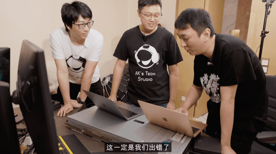 跑分全球第4！王思聪「随手」装了台服务器，网友：壕无人性