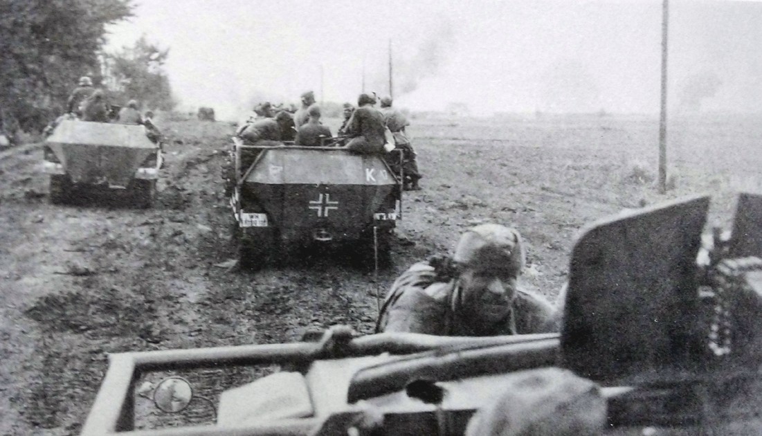 二战德国半履带装甲车之251/1型半履带装甲运兵车（二）