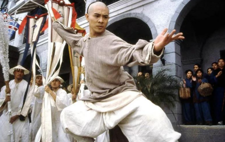 武术冠军赵长军喜提新身份，曾与李连杰齐名，60岁雄风不减当年