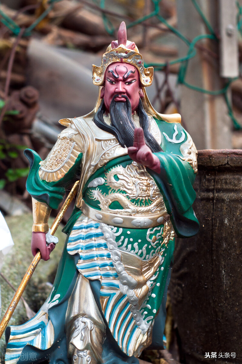 鴿子血紋身多少錢,鴿子血紋身多少錢一個(gè)