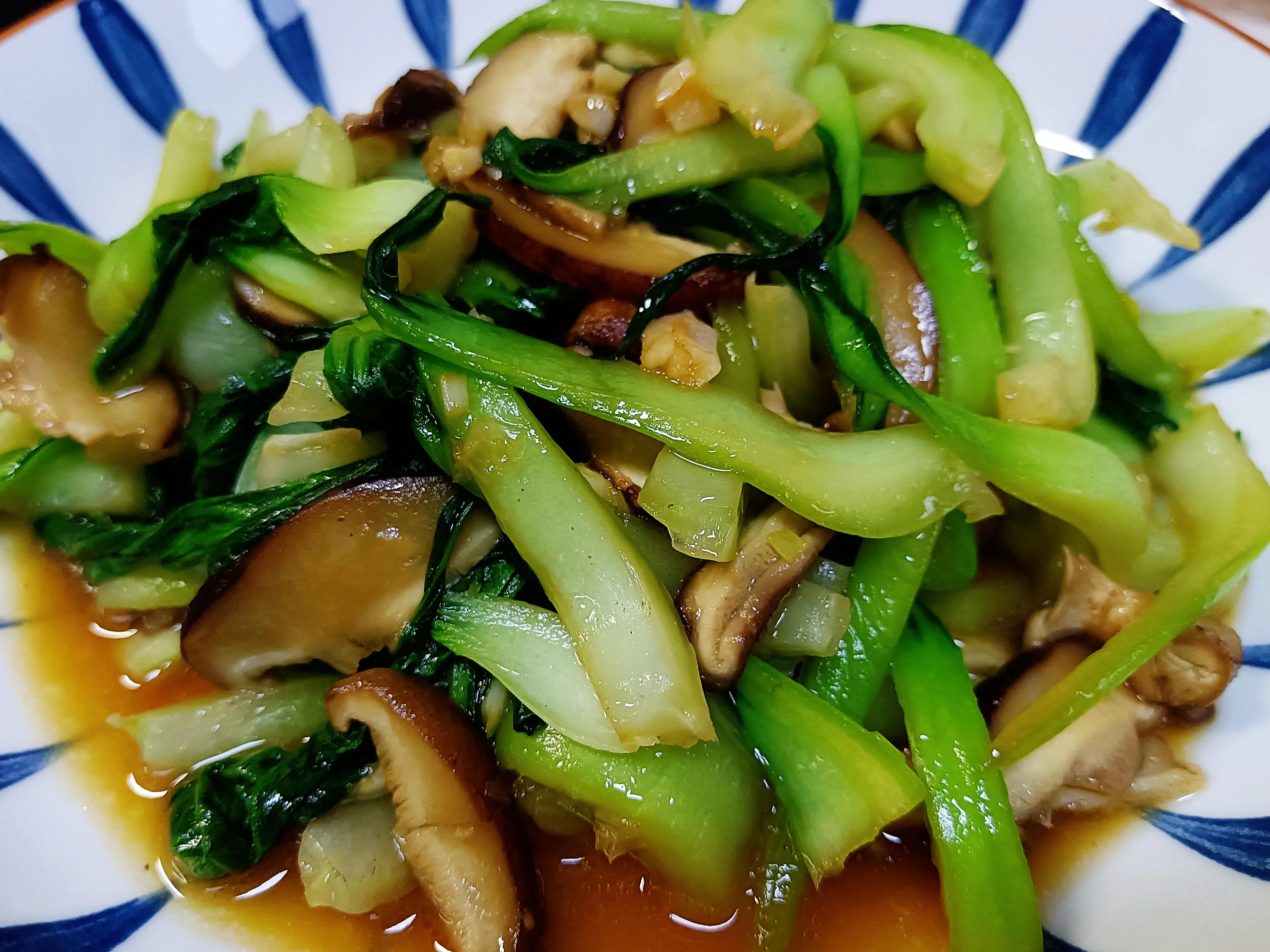 小油菜别再单炒着吃了(小油菜怎么炒着吃)