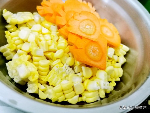 素鸡不再随便炒一炒，请跟我这么做，好吃胜过肉