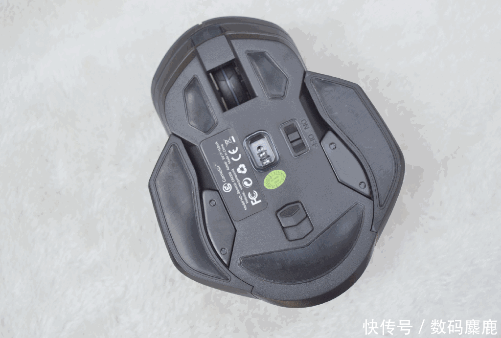 鸡你太美——GameSir盖世小鸡GM300无线游戏鼠标