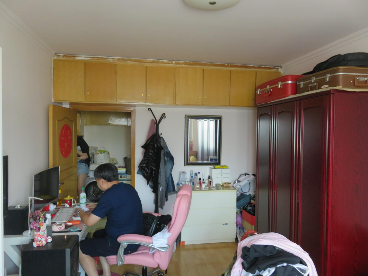 北京59㎡一居室，客厅挤出次卧，还多了个衣帽间，小户型的典范！