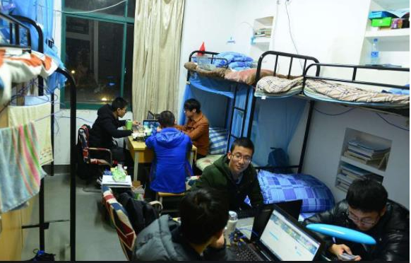 南开大学“人性化寝室”火了，自选室友都不算啥，夫妻同住引热议
