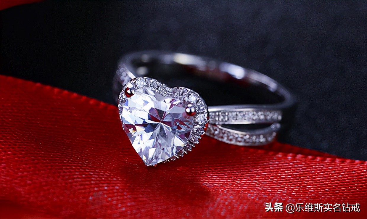 婚礼送礼金多少最好（结婚送多少礼物）