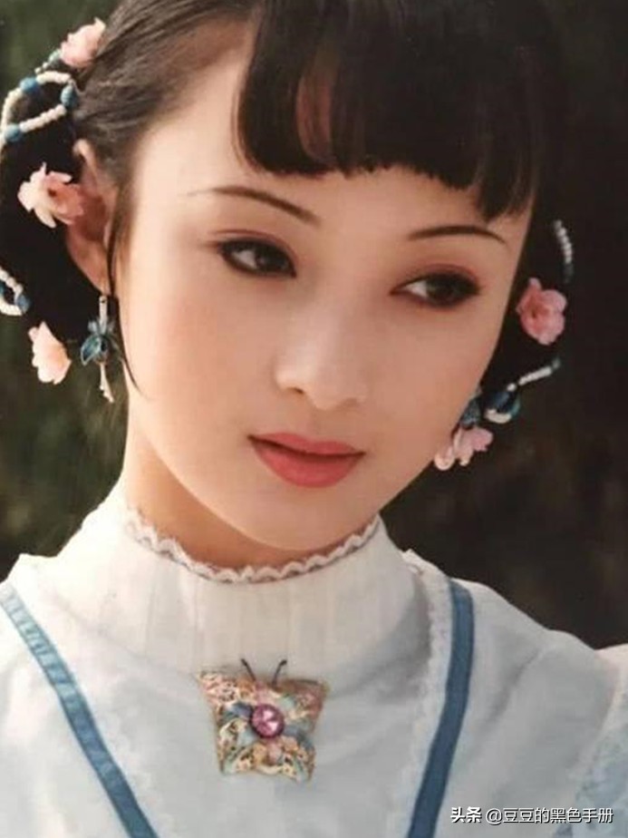 天府之地产美人！17位川渝女星，个个巧笑倩兮美目盼兮，貌若天仙