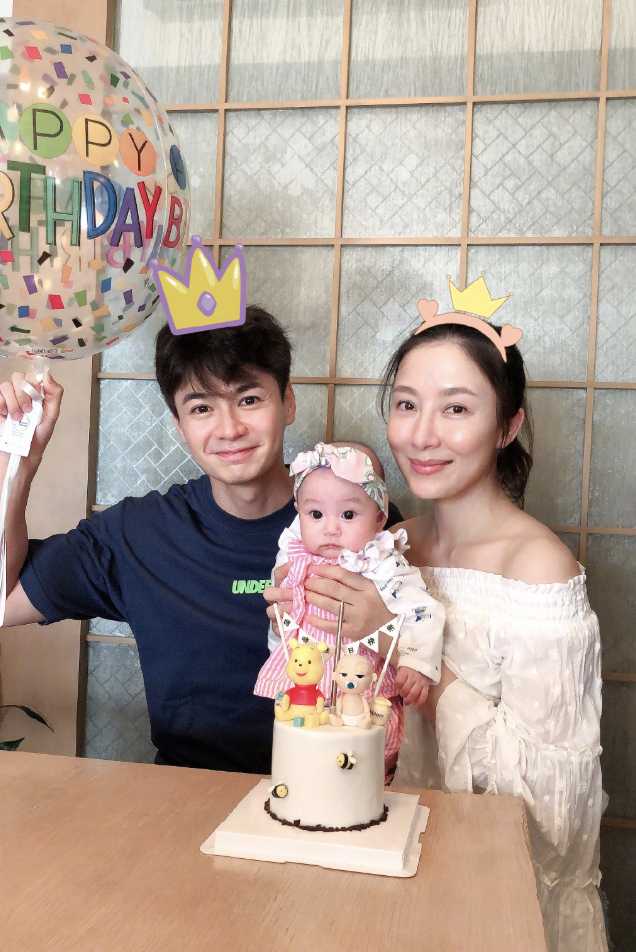 港媒曝陈小春应采儿花百万改名催运，现夫妻同姓，春哥身家超5亿