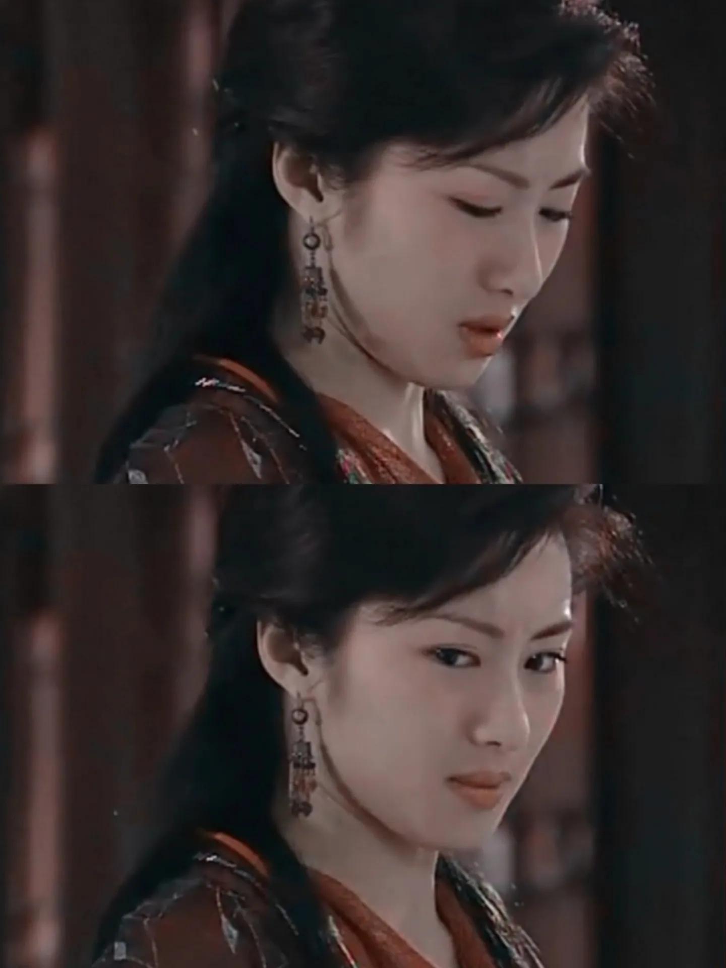 《水月洞天》中的赵云是非常典型的蛇蝎女配,她生性高傲,自恃美貌非凡