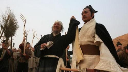 商鞅变法的主要内容及其意义怎样？