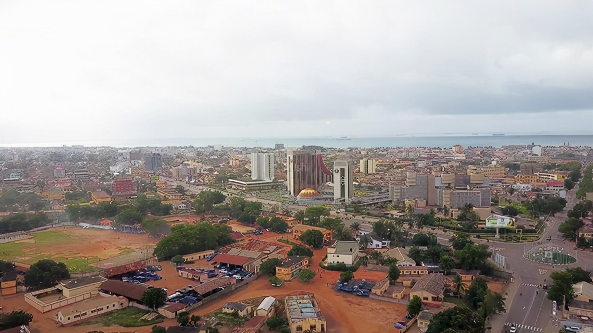 28年前，广州姑娘远嫁非洲黑人，生下两个混血宝宝，后来怎么样了