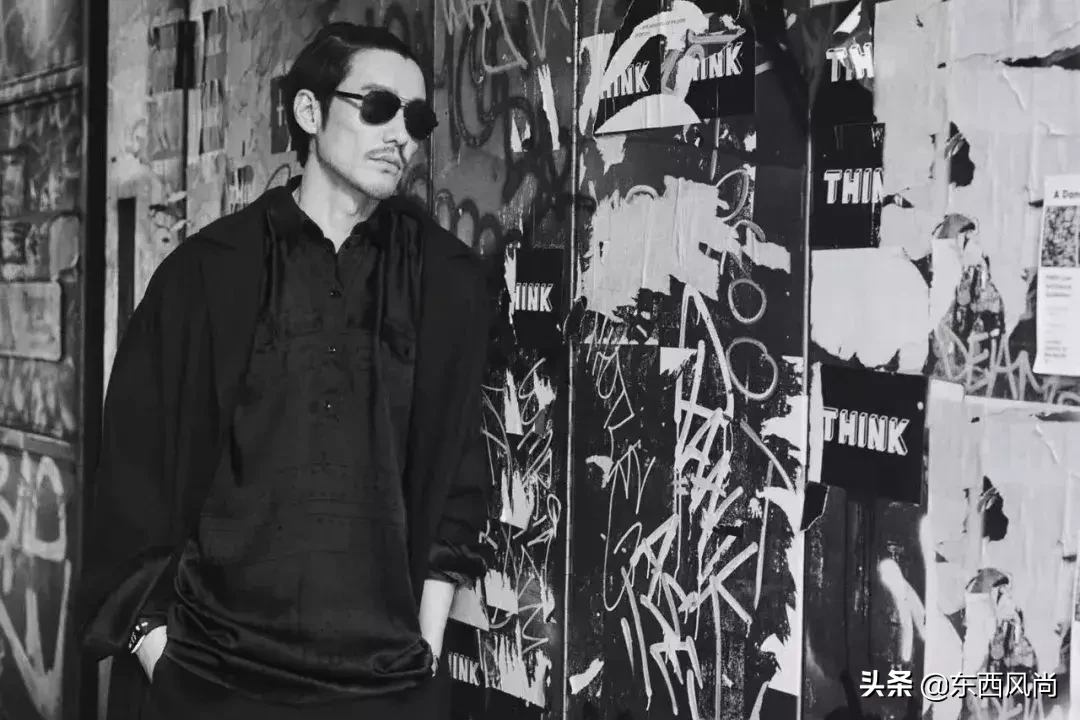 48岁依然自律有型，9次以“伦敦男装周首位全球代言人”身份受邀