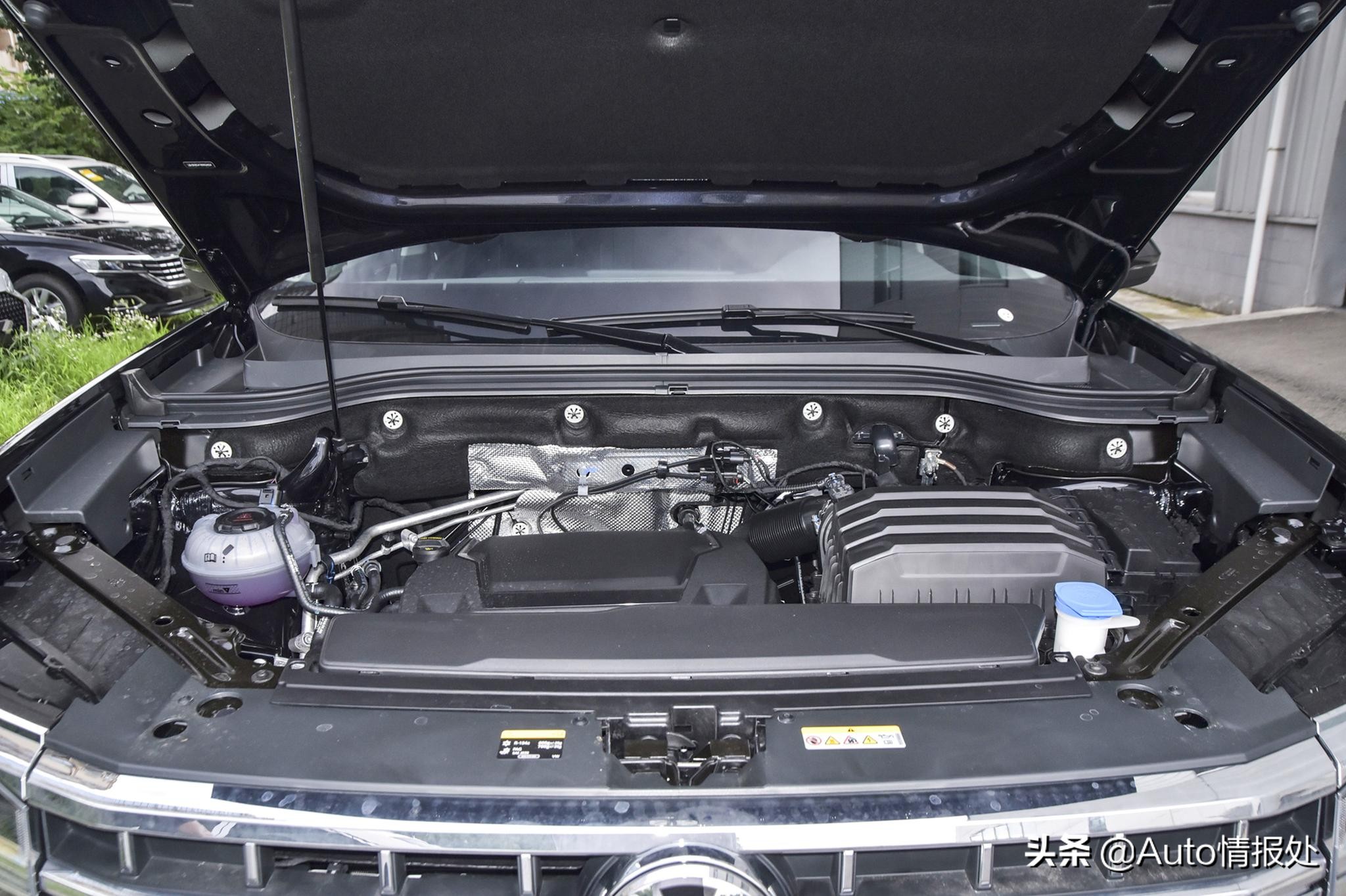 比汉兰达霸气 大众新款途昂V6车型正式上市 售36.20万元起