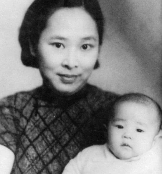 十大元帅和他们的夫人相差几岁：叶剑英相差30岁，林彪相差9岁