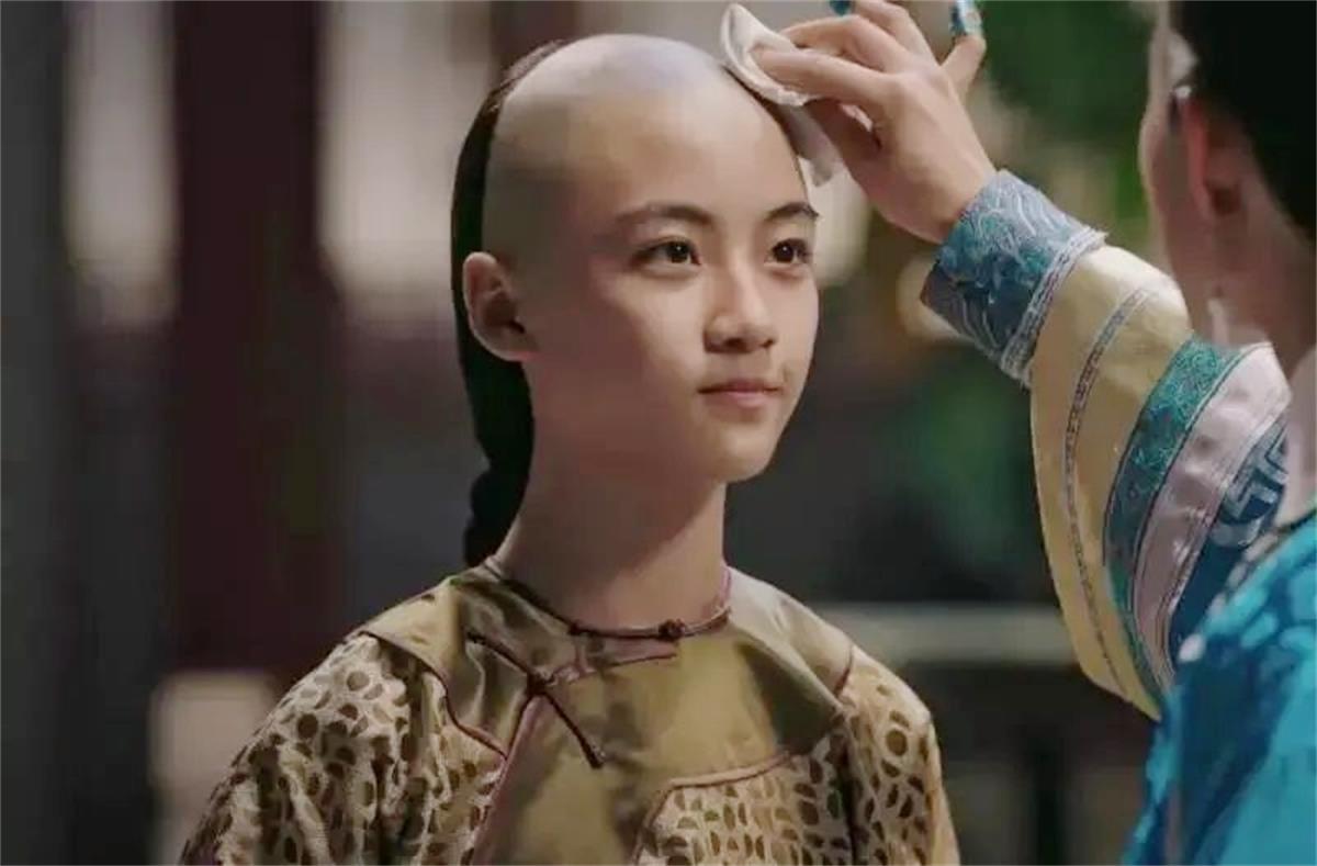 乾隆帝为什么偏爱永琪？他是怎么帮助儿子铺路的？