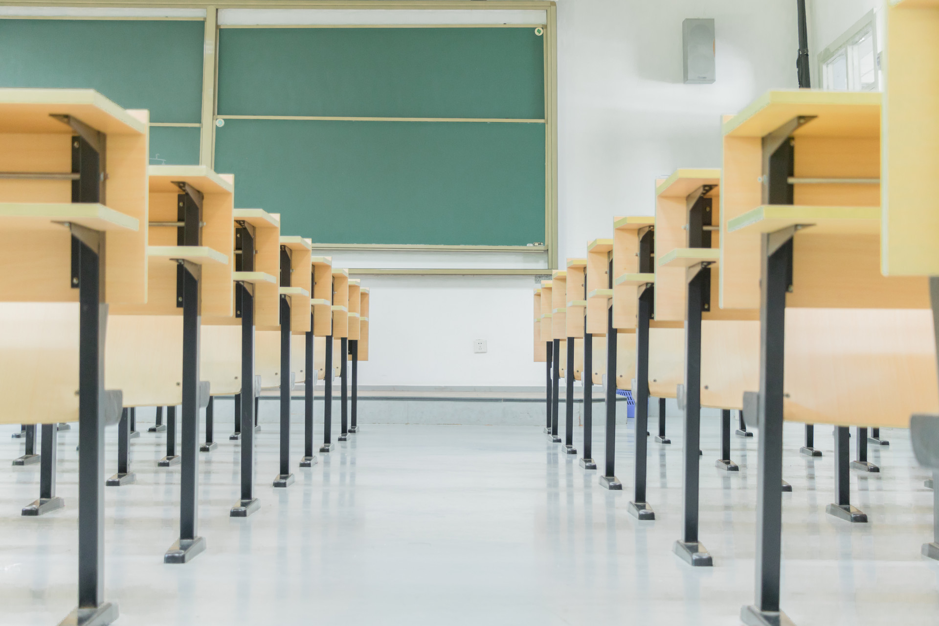 全日制专升本和全日制本科之间有什么差别和差距吗？