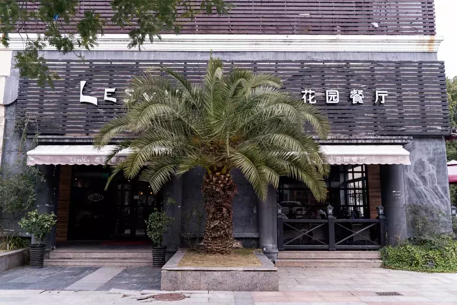 这条魔鬼美食街从头走到尾，我胖了10斤（上）