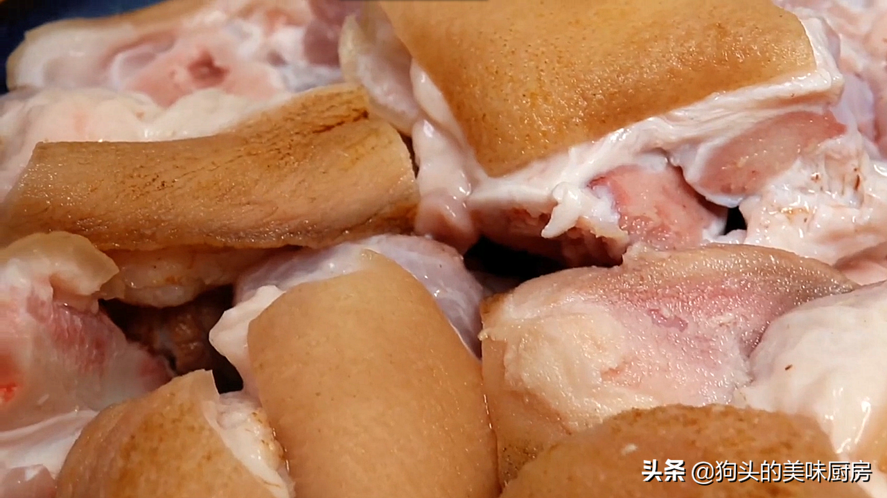 猪蹄想要好吃，不要乱加大料了，手把手教你做，吃一次忘不了