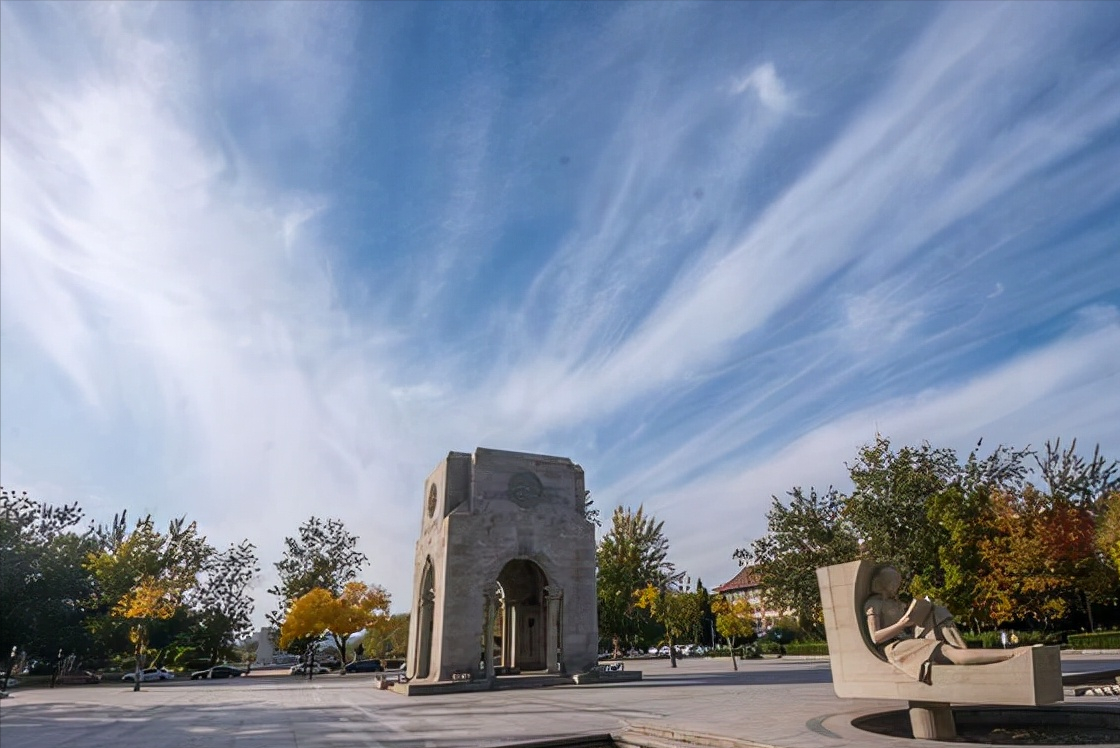 最新高校排名，中科大成功夺冠，天大第二，东北大学无缘前五