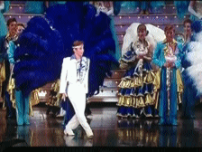 宝冢歌剧团｜top男役的王座之下，是400位少女十余年的青春献祭