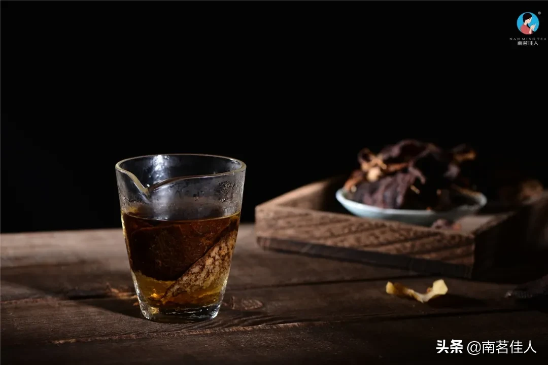 新会老陈皮，10年打磨，健脾养胃，买2顺丰包邮！可以喝的文物！