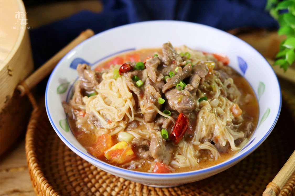 入冬了，多吃点热乎的，分享10道适合冬天吃的菜，天冷吃着舒服