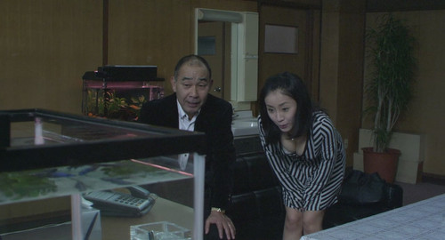 冰冷热带鱼电影剧情详细介绍