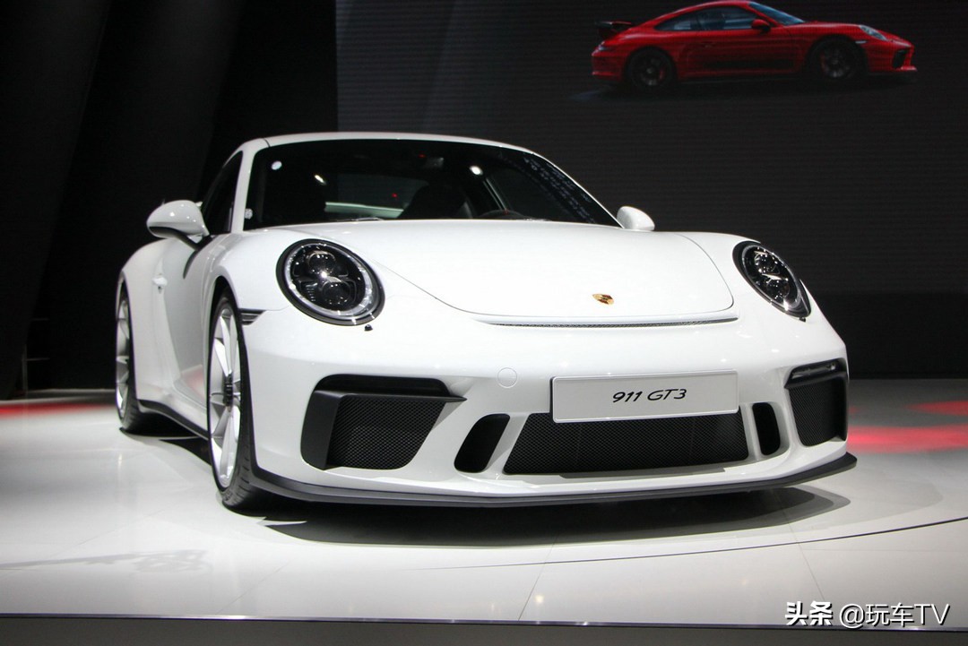 9000转六缸自吸的荣耀！保时捷911 GT3才是新年的王炸