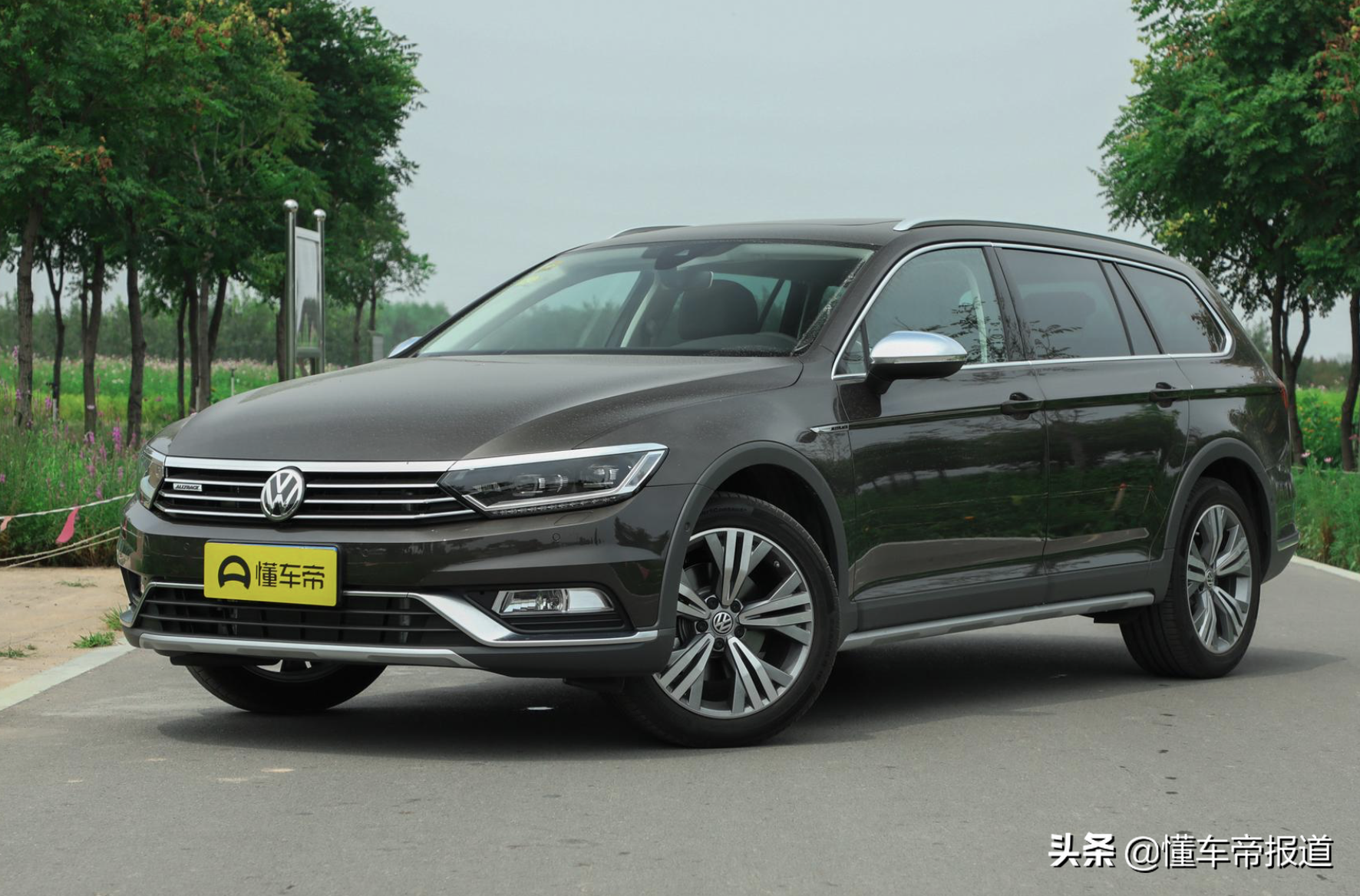 新车 | 约合人民币31.5万起，曝沃尔沃新款V60 CC配置，8月海外发布