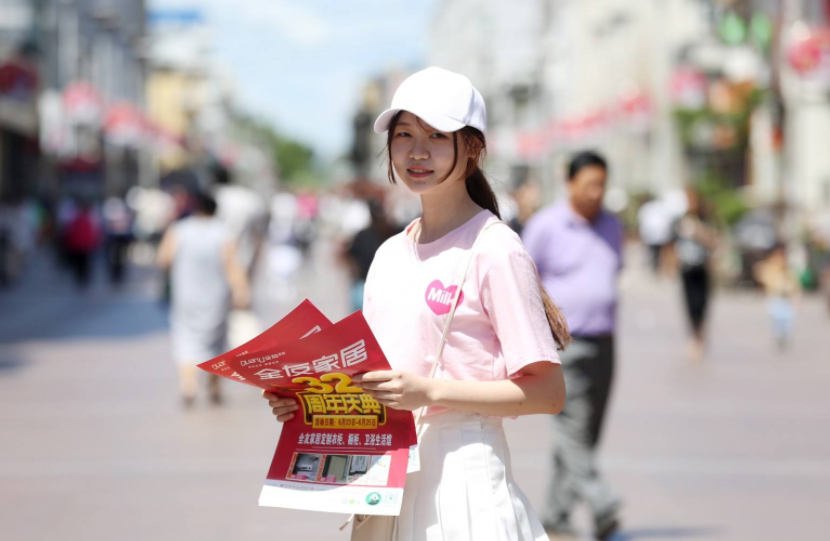 山东54岁砌砖大叔参加高考，成功考上大学，网友盛赞不已