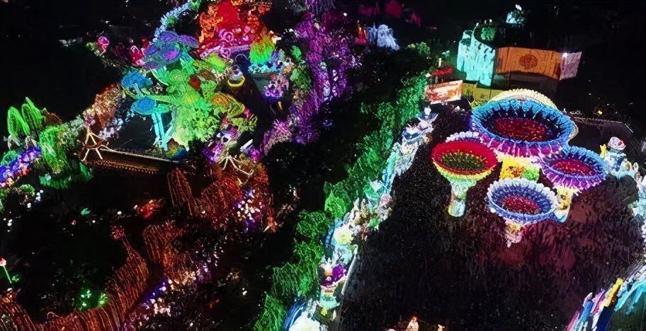 酒学生成抢手货？“茅台学院”首届本科生将毕业，酒厂纷纷抛绣球