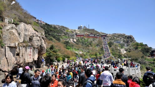 五一假期，来泰安旅游记得尝这6种美食，经济实惠，好吃不怕坑