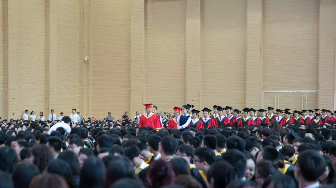 川大锦江学院毕业典礼：最真挚 最不舍 最温馨