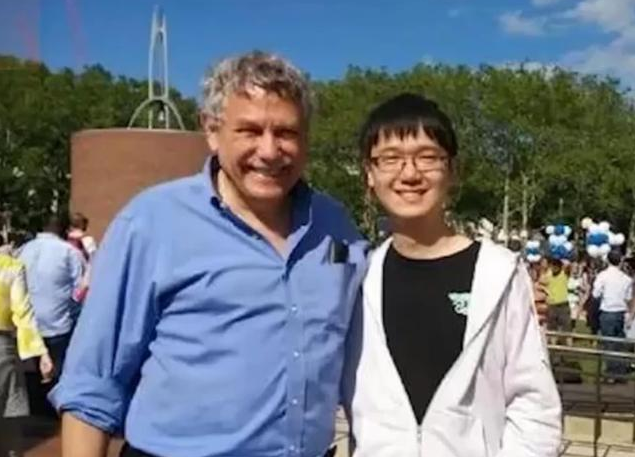 北京理科状元高考703分，却遭11所美国大学拒绝，毕业后感谢拒绝