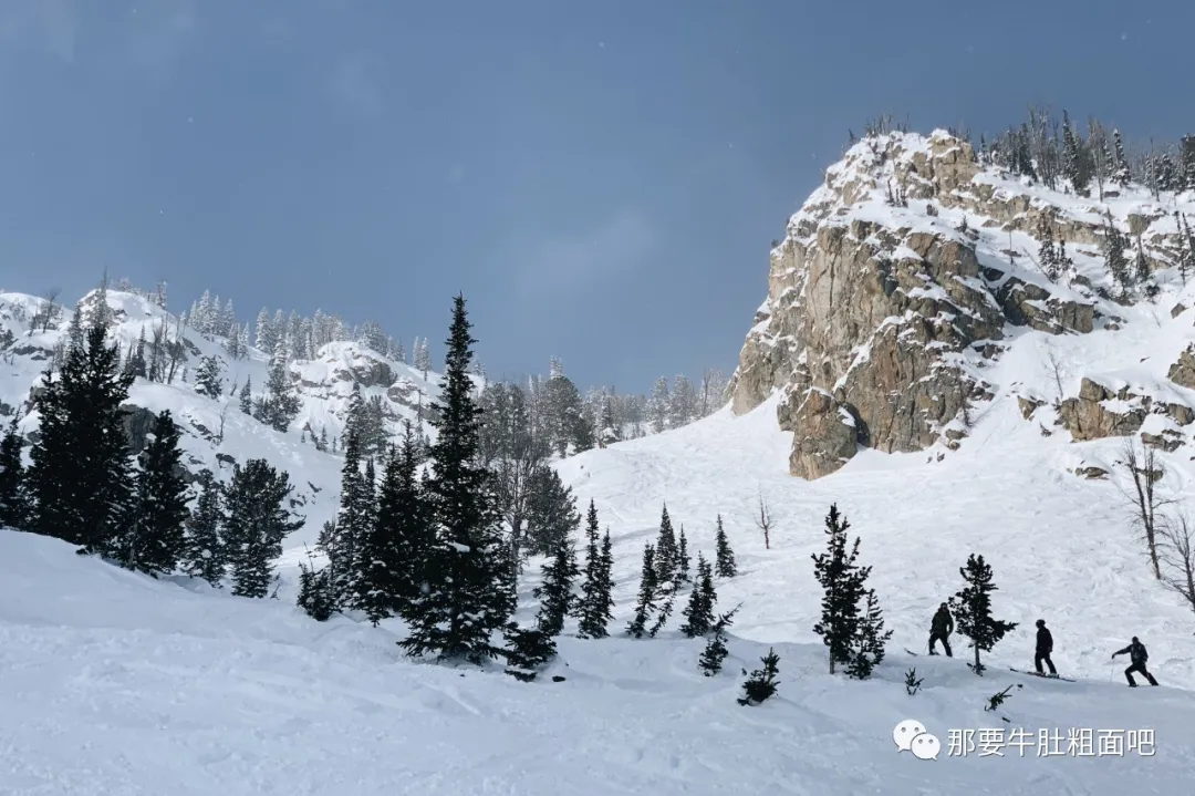 当大雪飞过那个小镇,我哪儿都不去 | 当我滑雪时我在想什么