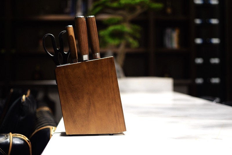 全套烹饪刀具彰显好身手 好身手R1套装