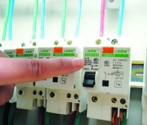 詳解跳閘的原因，跳閘了怎么恢復(fù)用電，跳閘了推不上去怎么辦？