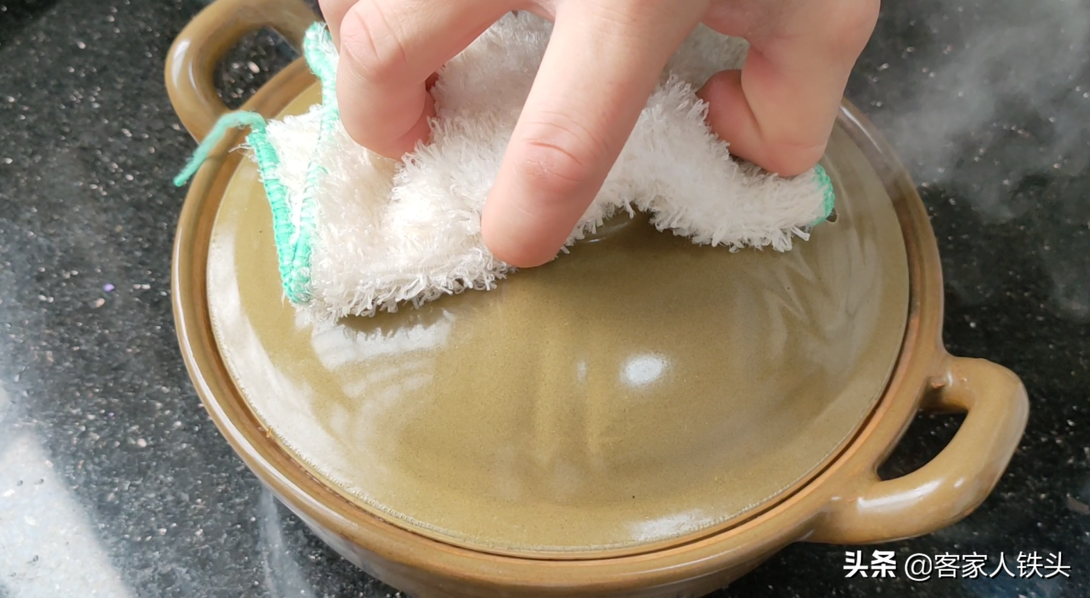 天冷吃鱼别煎炸，试试一个懒人做法，6分钟出锅，好吃不腥口感滑