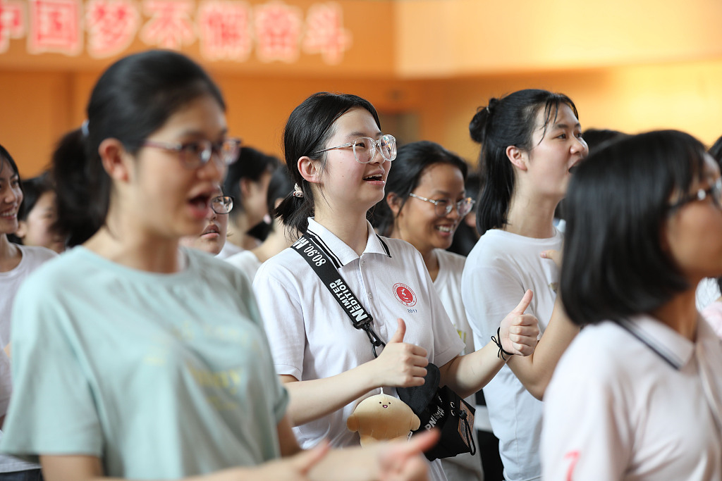 211大学河南提前批遇冷，投档线只比一批线高9分！赶快抓紧机会