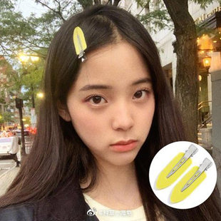 优秀了关晓彤！随便一个发夹8千，欧阳娜娜戴9.9包邮，差距明显