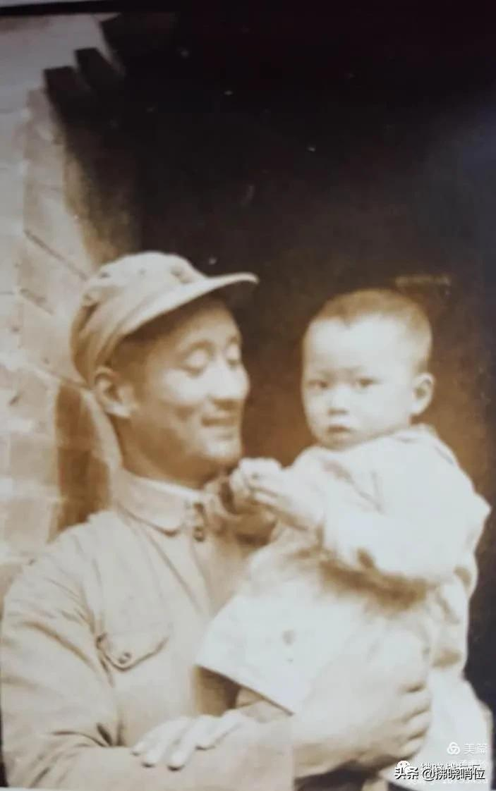 父亲张震母亲马龄松的抗战岁月